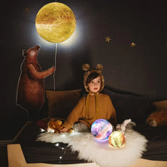 16-Hue 3D Moon LED Lamp - Magical Night Light